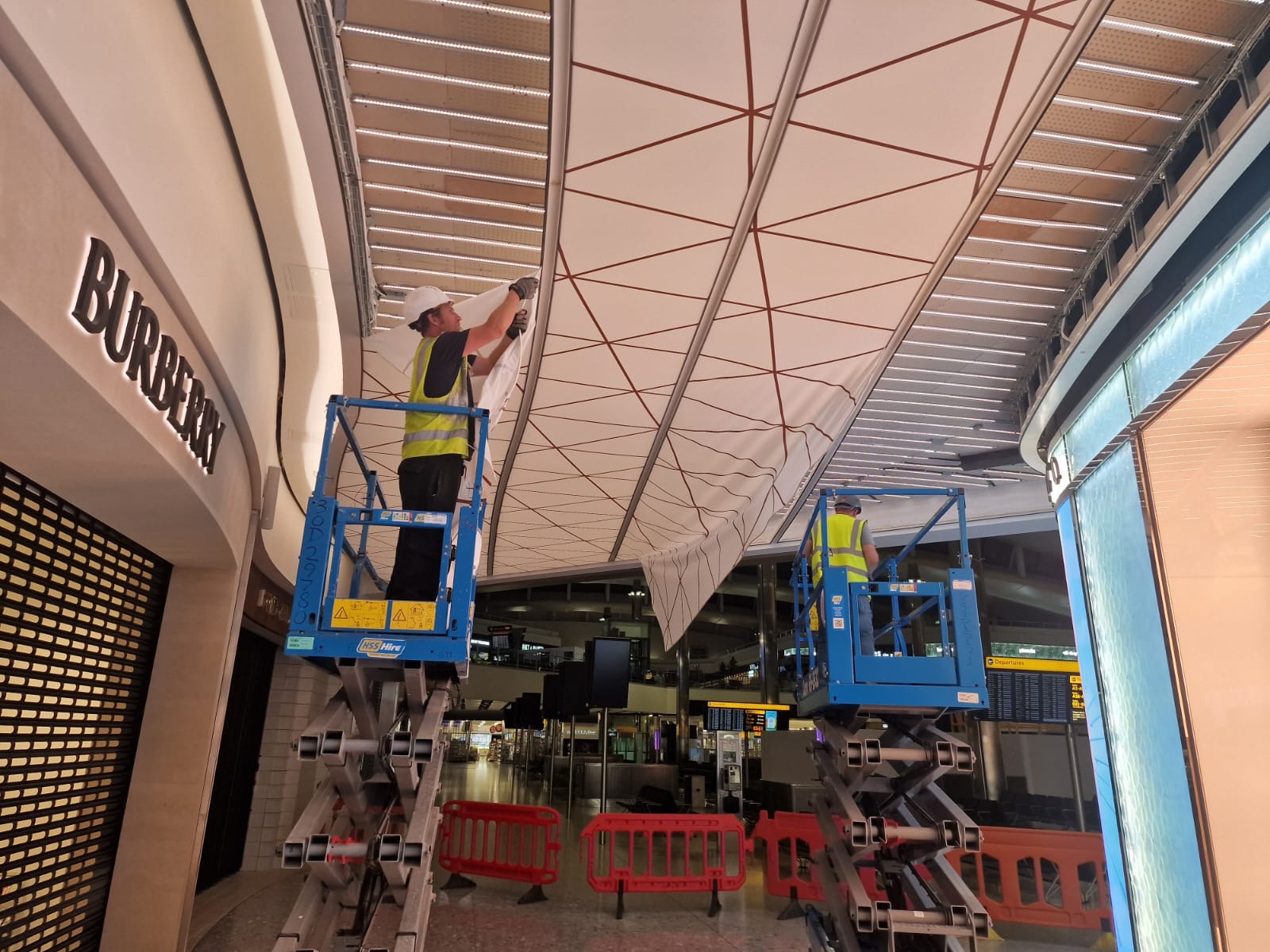 Fabric Stretch Ceiling vs PVC: Choosing the Right System for Your Project